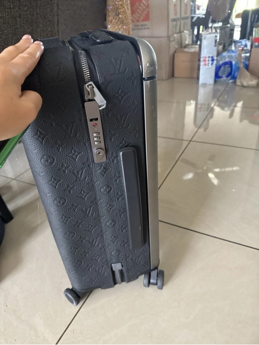 Louis Vuitton Horizon 55 Monogram Shadow Black Leather Carry-On Luggage Suitcase - Picture 4 of 12
